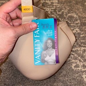 Vanity Fair *NWT* wireless beige bra